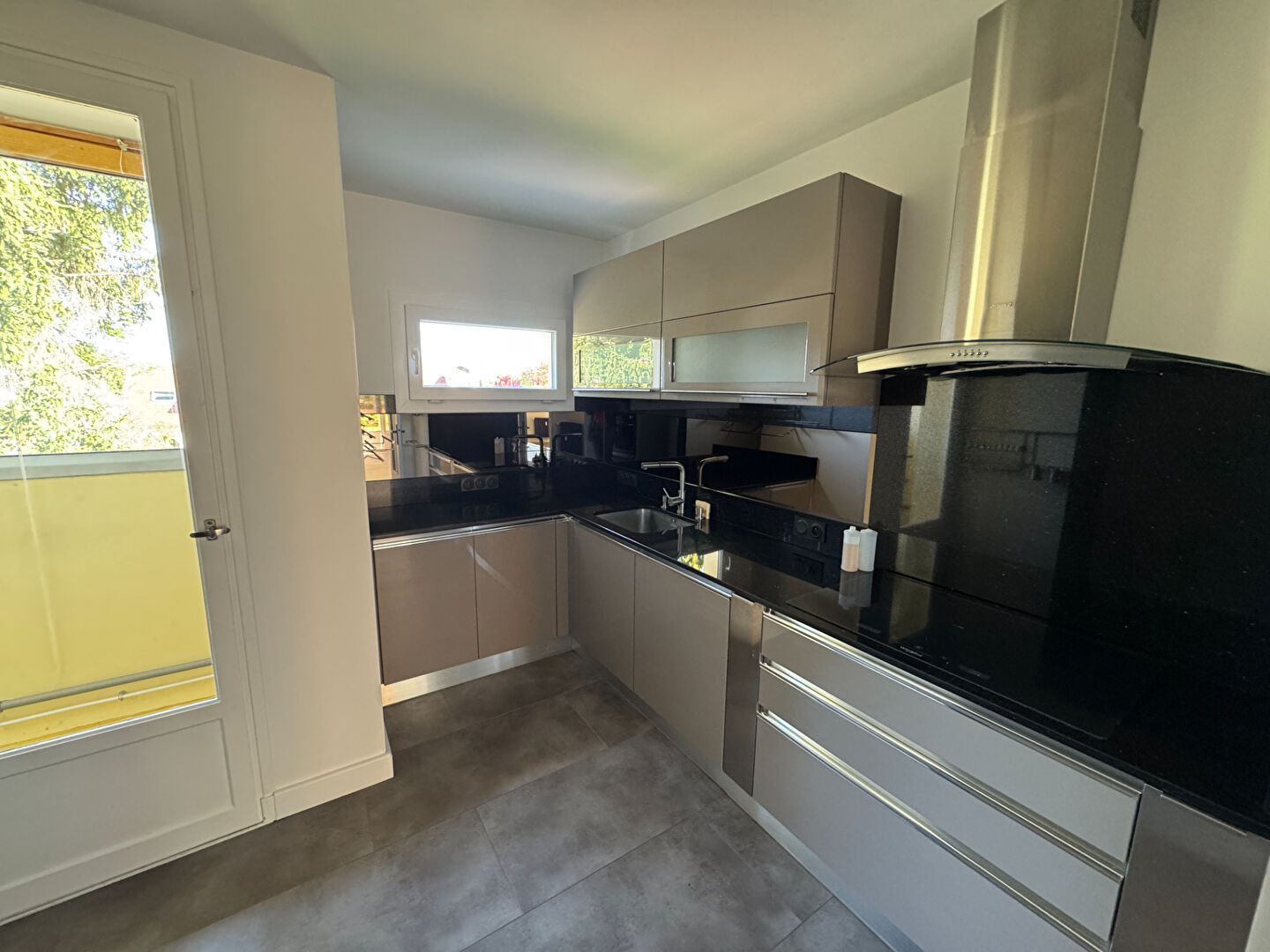 Property view 5